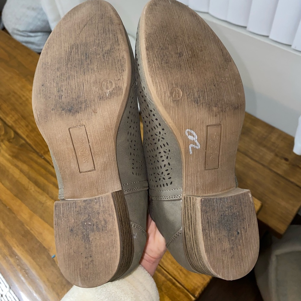 Light Brown Booties - Picture 5 of 5